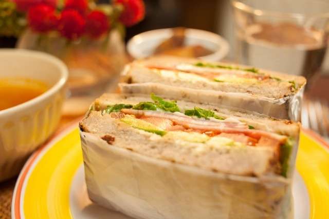 飲食店営業許可申請の流れ　葛飾区・江戸川区の行政書士